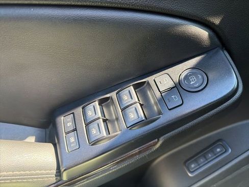 Used 2020 Chevrolet Tahoe LT RWD image 24