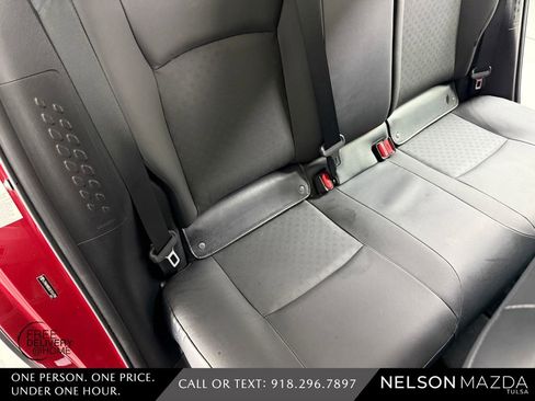Used 2019 Toyota C-HR Limited FWD image 43