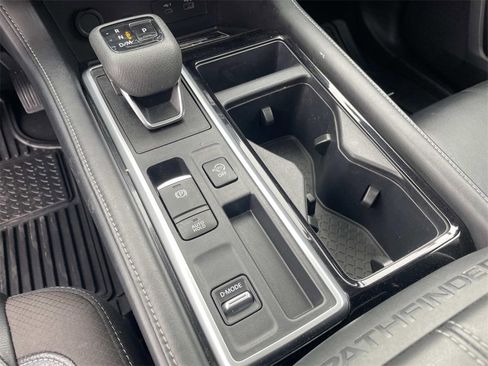 Certified 2023 Nissan Pathfinder SL w/ SL Premium Package image 29