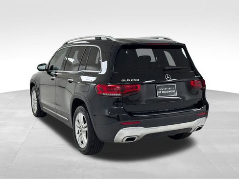 Used 2022 Mercedes-Benz GLB 250 GLB 250 w/ Premium Package Lite image 5