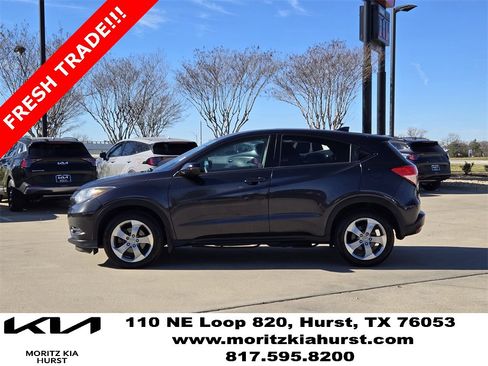 Used 2017 Honda HR-V EX image 12