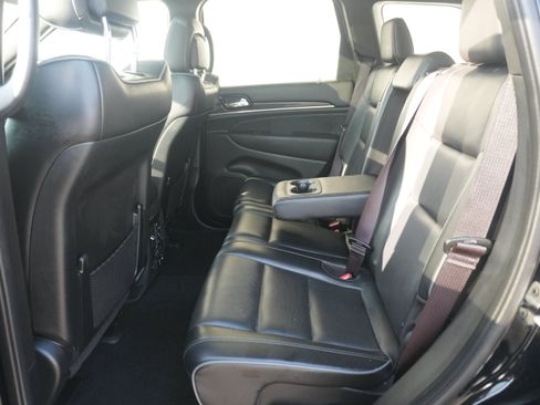 Used 2020 Jeep Grand Cherokee Overland AWD/4WD image 23