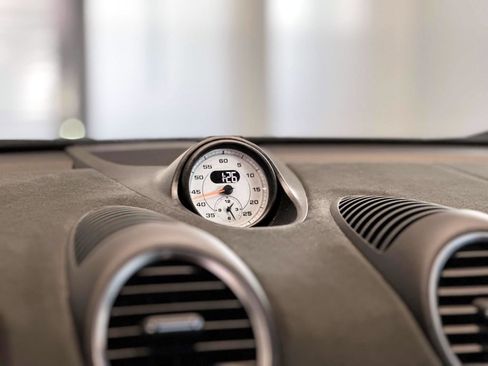 Certified 2024 Porsche 718 Boxster Spyder RS image 16