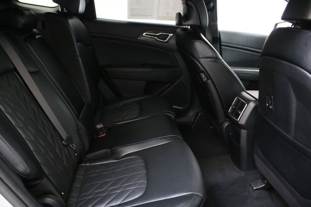 Used 2023 Kia Sportage X-Line w/ X-Line Premium Package AWD/4WD image 33