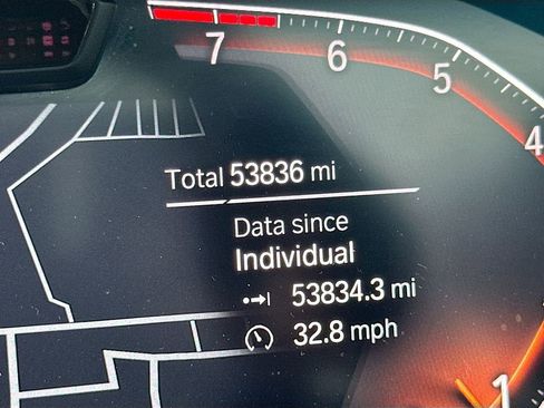 Used 2019 BMW X5 xDrive40i w/ M Sport Package AWD/4WD image 4