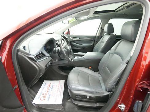 Used 2018 Buick Enclave Premium w/ Experience Buick Package FWD image 16