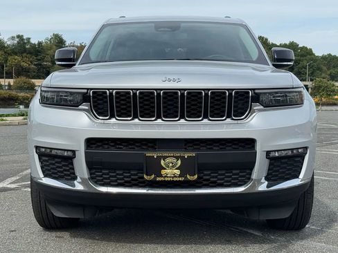 Used 2023 Jeep Grand Cherokee L Limited image 2