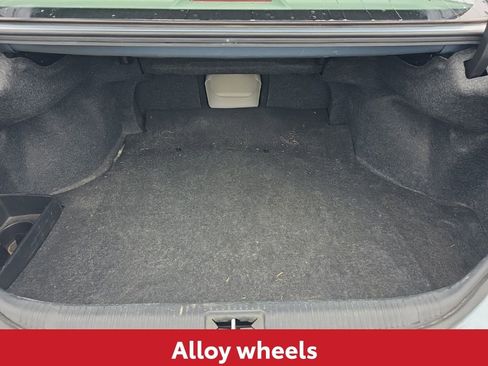 Used 2011 Toyota Avalon image 17