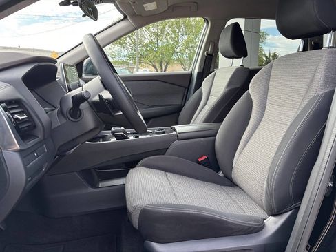 Used 2021 Nissan Rogue SV image 12