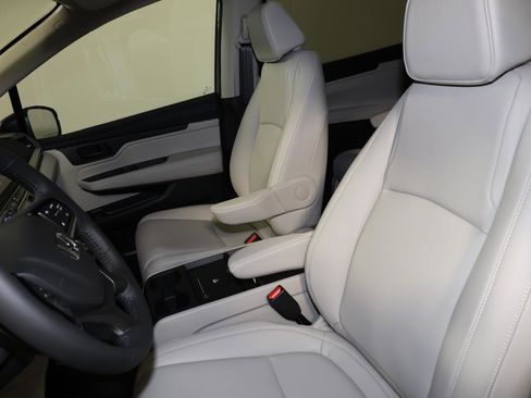 Used 2026 Honda Odyssey EX-L image 26