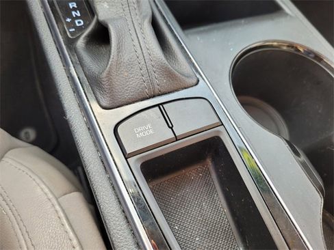 Used 2016 Hyundai Sonata Sport w/ Option Group 1V image 27