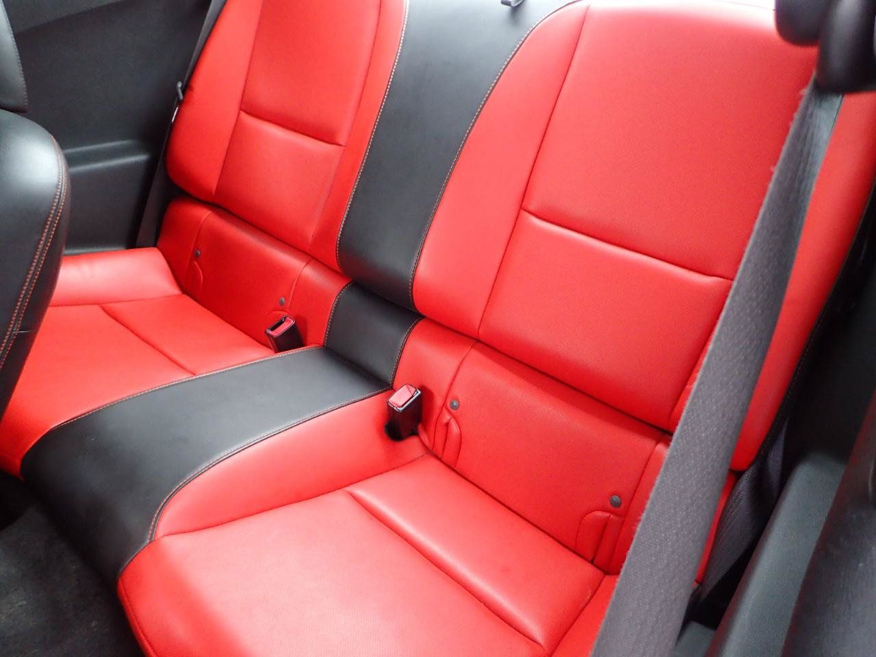 Used 2010 Chevrolet Camaro LT w/ Interior Accent Trim Package RWD image 12