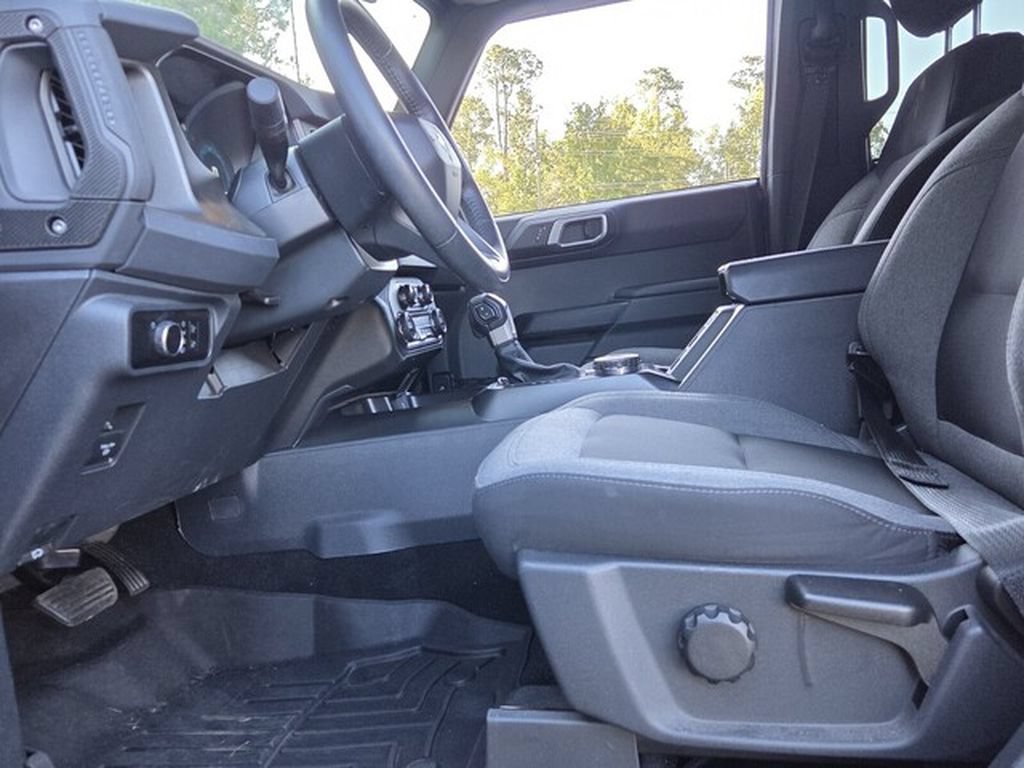 Used 2025 Ford Bronco Big Bend AWD/4WD image 6