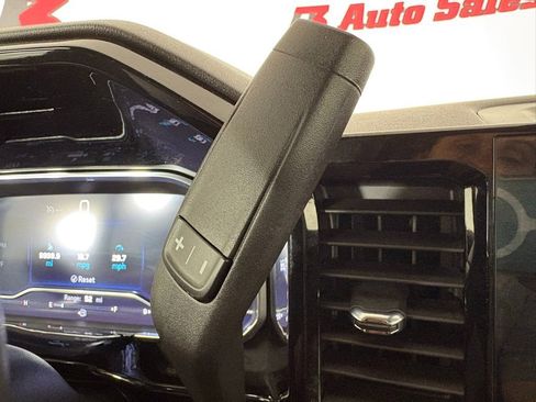 Used 2023 Chevrolet Silverado 1500 LT AWD/4WD image 23