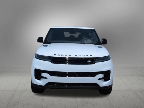 Used 2026 Land Rover Range Rover Sport SE AWD/4WD image 9