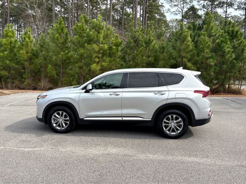 Used 2019 Hyundai Santa Fe SEL image 25