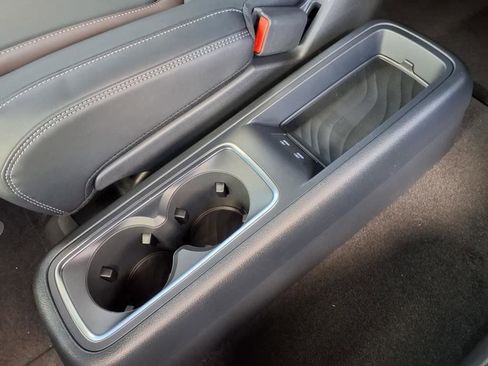 New 2025 Nissan Armada SL w/ Captain's Chari Seat Package image 33