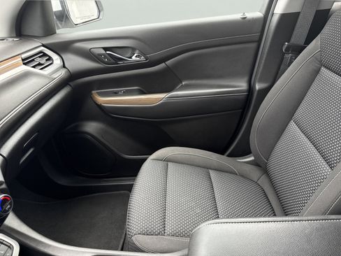 Used 2023 GMC Acadia SLE w/ Driver Convenience Package image 23