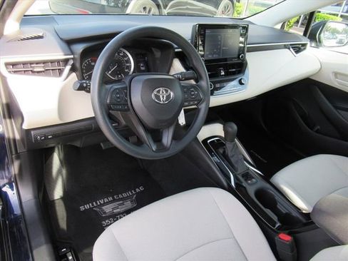 Used 2022 Toyota Corolla LE image 15