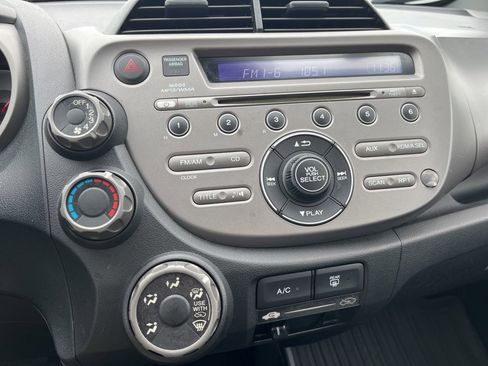 Used 2010 Honda Fit image 15