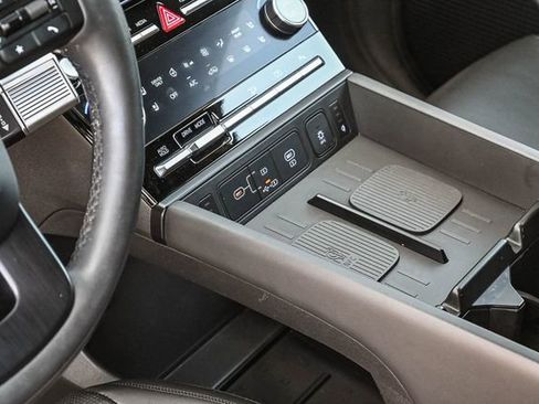 Certified 2025 Hyundai Santa Fe Calligraphy image 23