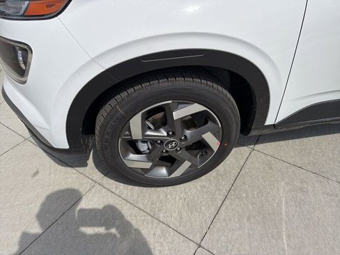 New 2026 Hyundai Venue SEL FWD image 9
