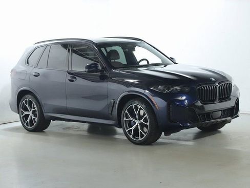 Certified 2024 BMW X5 xDrive40i w/ M Sport Package image 11