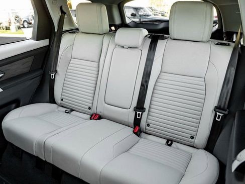 New 2025 Land Rover Discovery Sport S AWD/4WD image 21