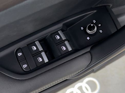 Used 2023 Audi Q5 2.0T Premium Plus w/ Premium Plus Package image 12