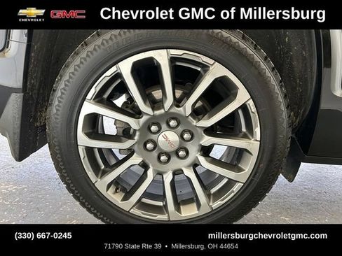 Used 2021 GMC Acadia Denali w/ Denali Technology Package AWD/4WD image 15