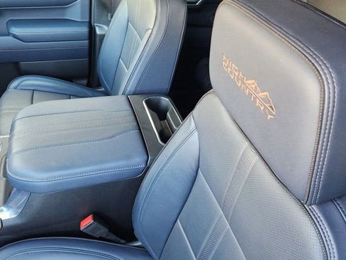 Used 2024 Chevrolet Silverado 1500 High Country w/ Technology Package image 21