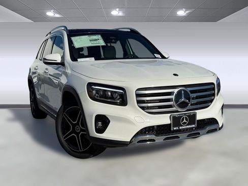 New 2026 Mercedes-Benz GLB 250 image 5