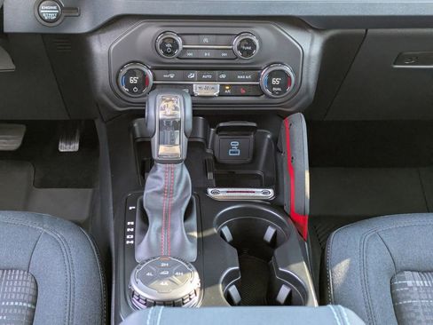 New 2025 Ford Bronco Heritage Edition image 19