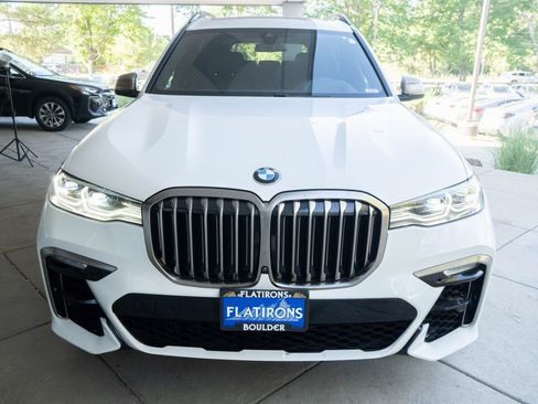 Used 2020 BMW X7 M50i w/ Dynamic Handling Package image 7