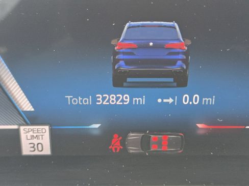 Used 2025 BMW X5 M60i AWD/4WD image 22