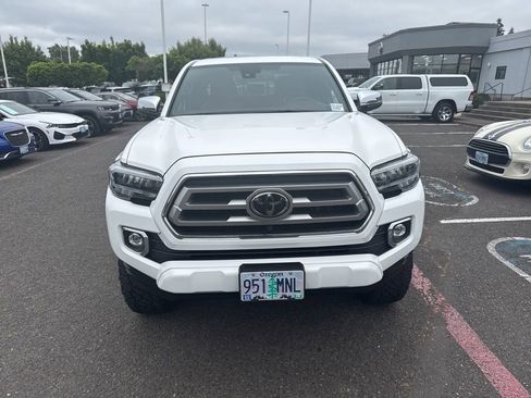 Used 2021 Toyota Tacoma Limited AWD/4WD image 2