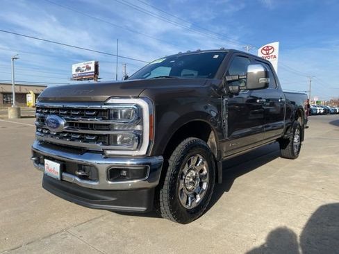 Used 2023 Ford F350 Lariat w/ Lariat Ultimate Package image 1