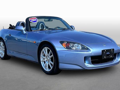 Used 2004 Honda S2000 image 9