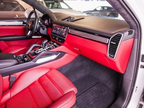 Certified 2023 Porsche Cayenne Turbo image 27