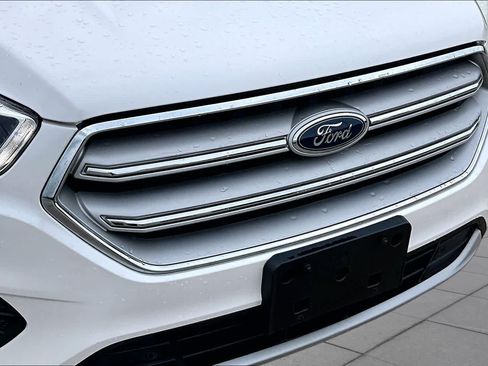 Used 2018 Ford Escape Titanium FWD image 29