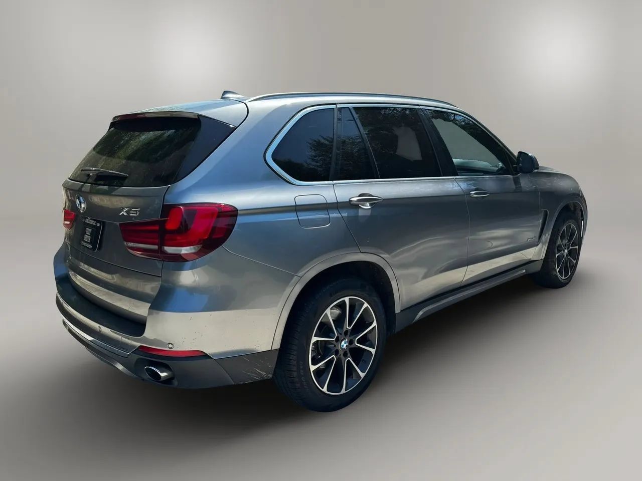 Used 2017 BMW X5 xDrive35i AWD/4WD image 6
