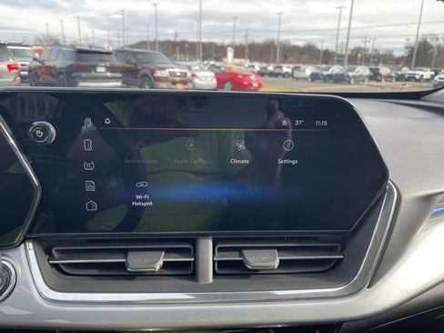 Used 2024 Chevrolet Trax LT w/ Driver Confidence Package image 27