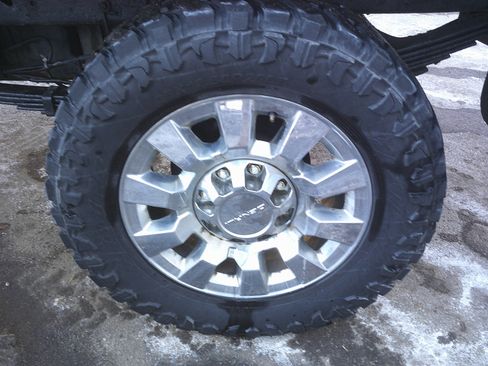 Used 2007 GMC Sierra 2500 W/T w/ Snow Plow Prep Package image 10