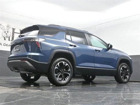 New 2026 Chevrolet Equinox LT w/ Convenience Package II image 11