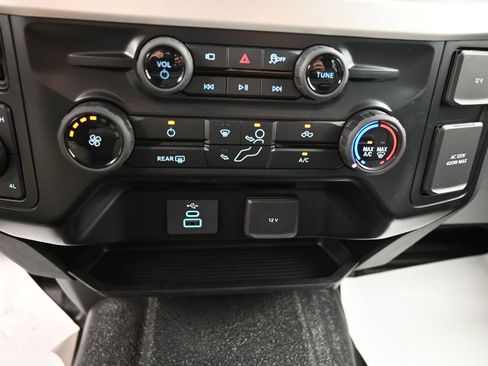 New 2025 Ford F250 XLT w/ 360-Degree Camera Package image 33