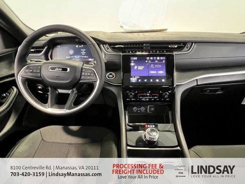 New 2025 Jeep Grand Cherokee Laredo X w/ Luxury Tech Group I image 14