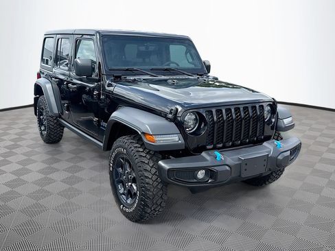 Used 2023 Jeep Wrangler Unlimited w/ 8.4" Radio Group AWD/4WD image 4