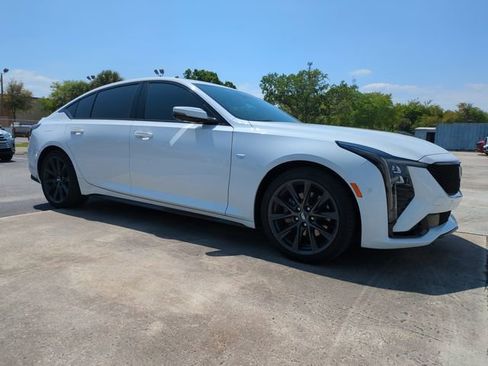 Used 2025 Cadillac CT5 Sport image 1