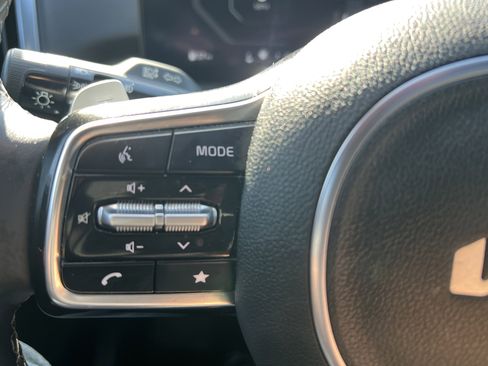 Certified 2024 Kia Sorento SX Prestige image 27