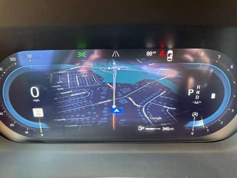 Certified 2025 Volvo XC60 B5 Plus image 22